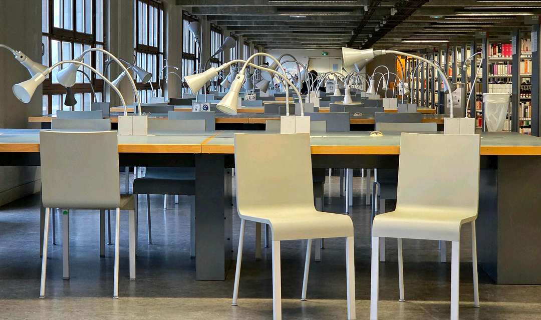 Rénovation des chaises de la BU Grands Moulins : un choix durable