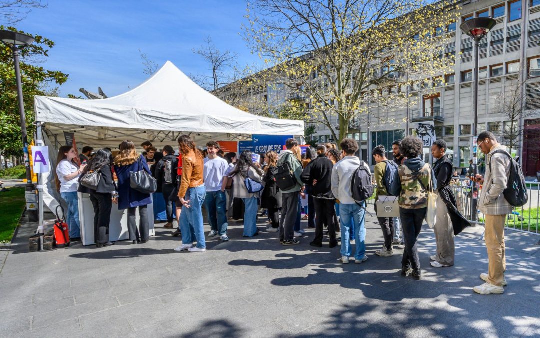 La Cité de l’emploi, des stages et de l’alternance à UPCité : une première édition réussie sous le soleil !